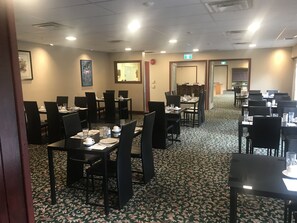Restaurant - Airport Inn (Port Hardy)