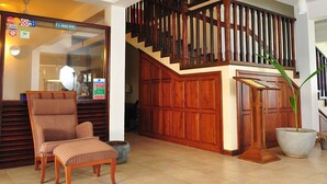 Lobby sitting area - C&I Beach Hotel (Chilaw)