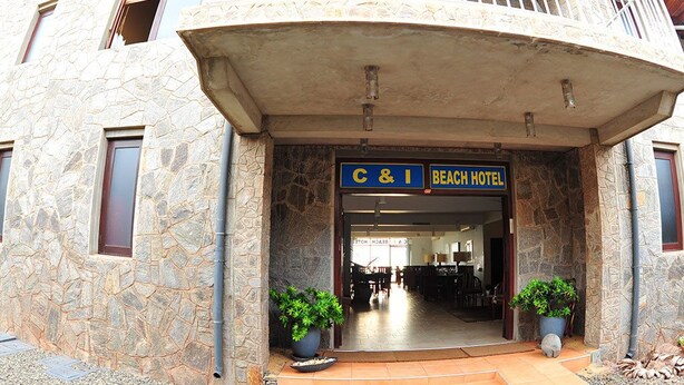 Property entrance - C&I Beach Hotel (Chilaw)