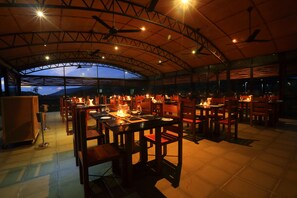 Unclassified image, 5 of 15, button - The Rainforest Ecolodge Sinharaja (Deniyaya)