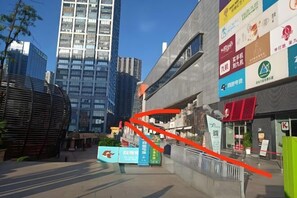 View from property - Kaili Internationa Hotel (Kunming)