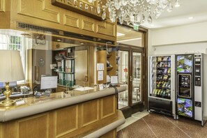 Reception - Hotel Lokomotive (Linz)