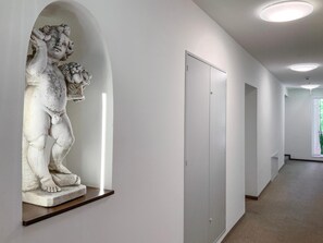 Interior - Hotel Lokomotive (Linz)