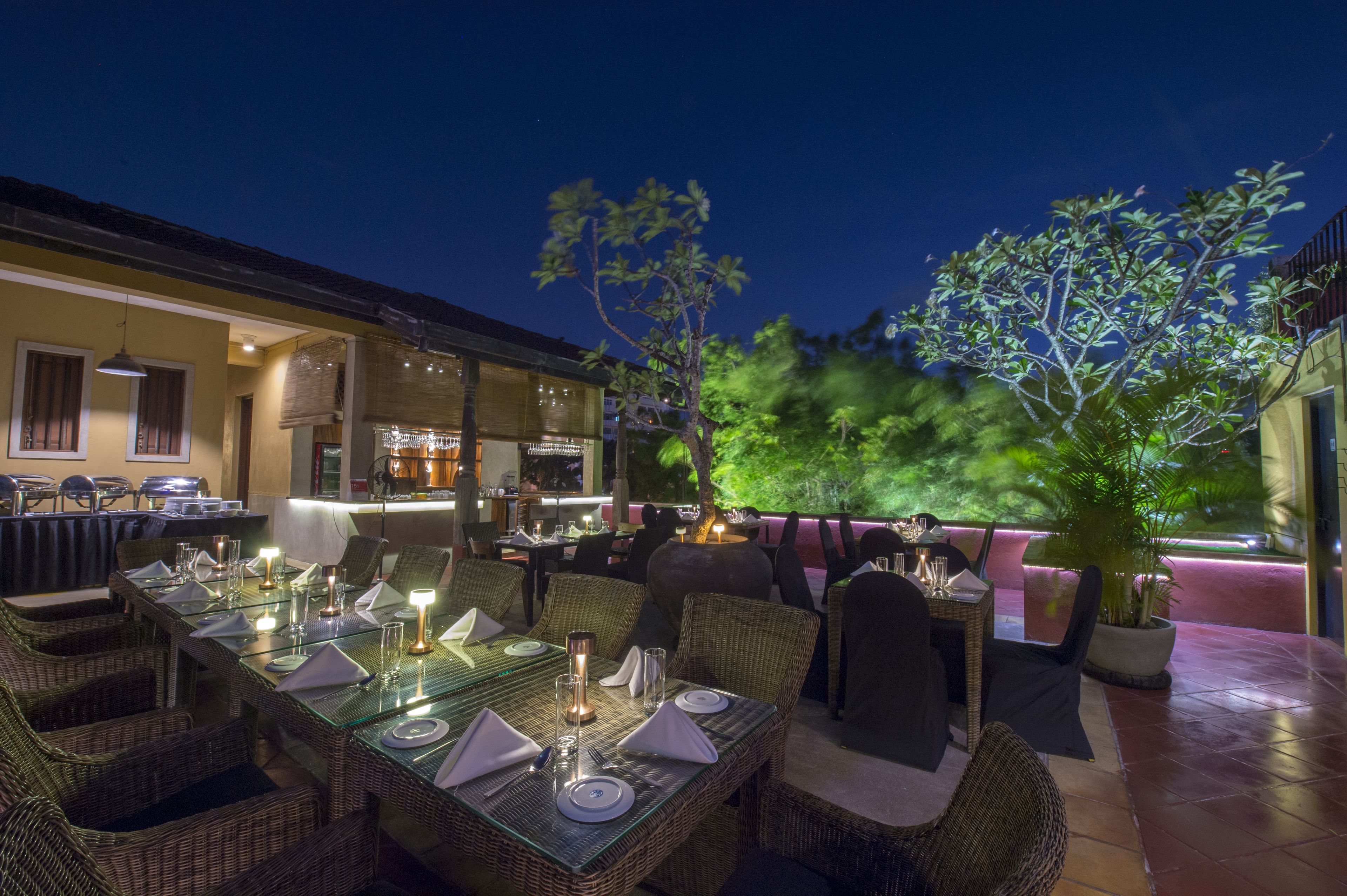 2 restaurants, breakfast, lunch, dinner served; japanese cuisine