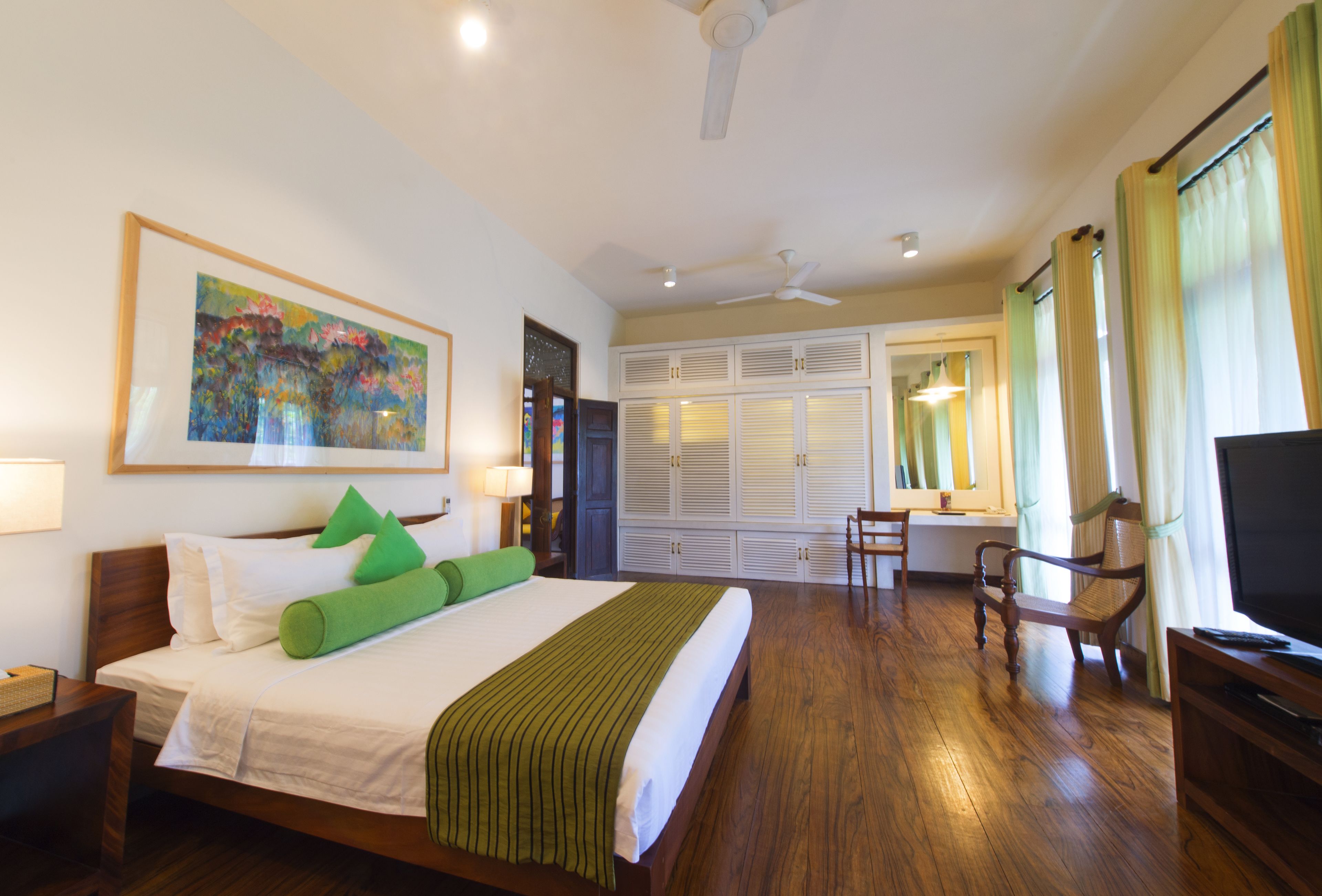 executive room (with balcony) | 1 bedroom, premium bedding, minibar, in-room safe