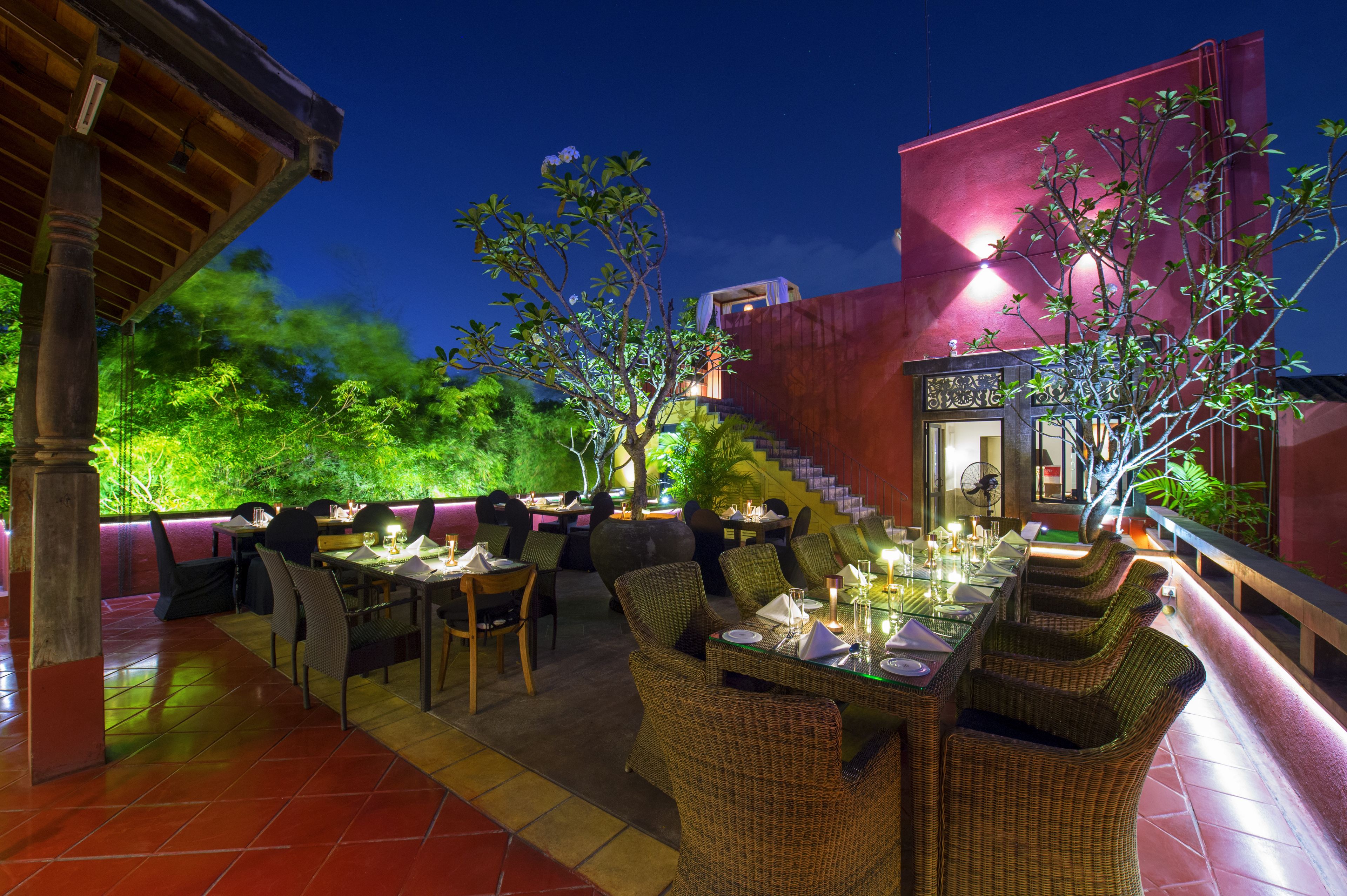 2 restaurants, breakfast, lunch, dinner served; japanese cuisine