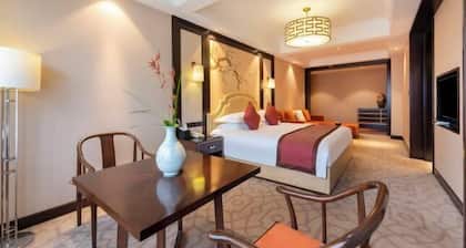 Yintai Hotel (Hometown of Luxun Shaoxing)