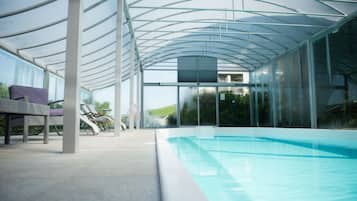 Sæsonbestemt udendørs pool