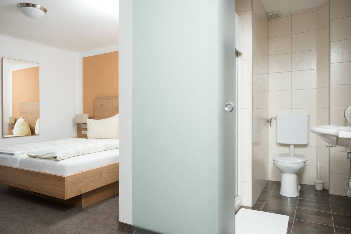 superior double room, mountain view | down duvets, minibar, in-room safe, desk