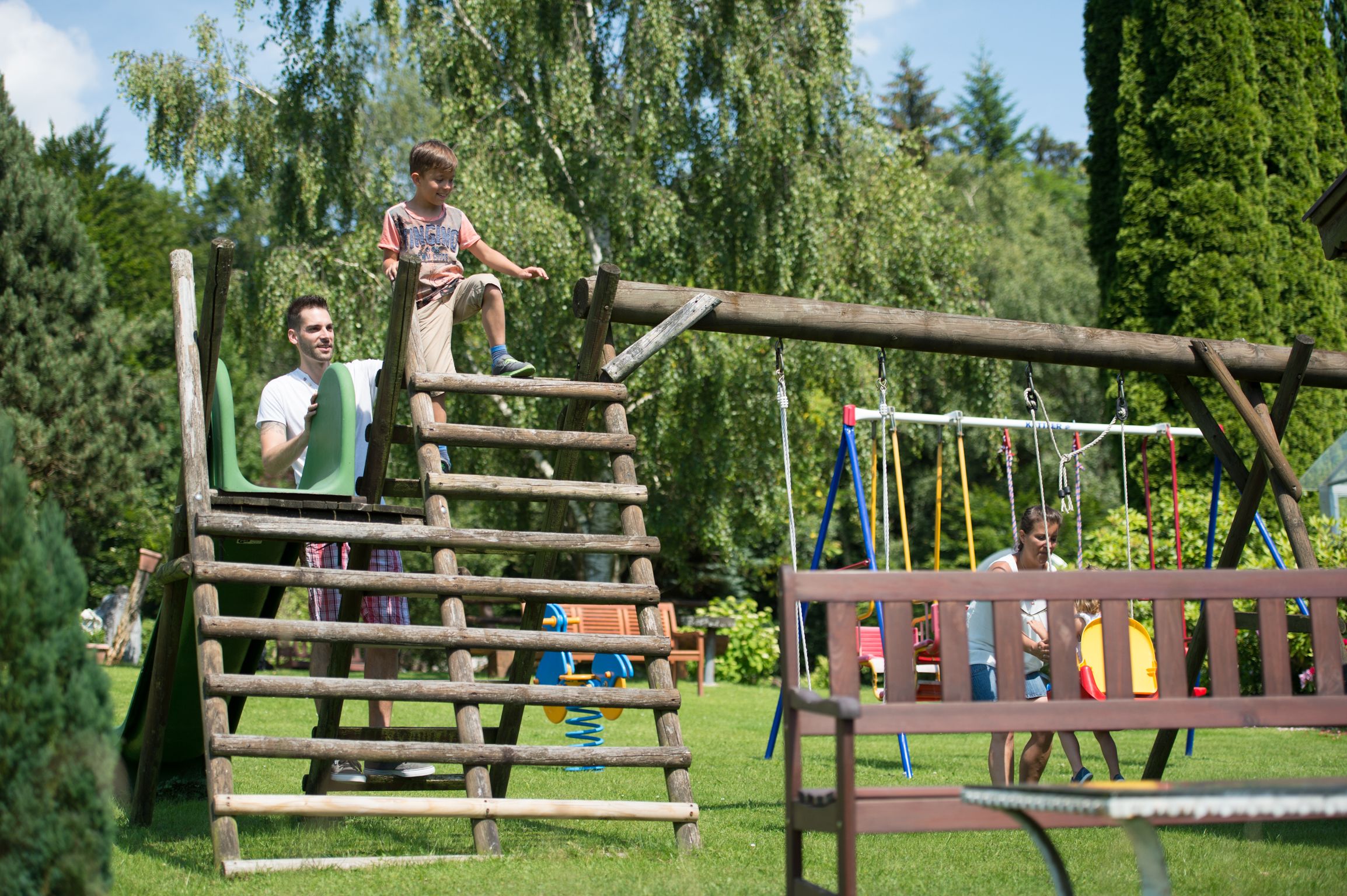 children’s play area – outdoor