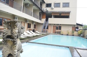 Outdoor pool - Augusta Valley (Bandung)