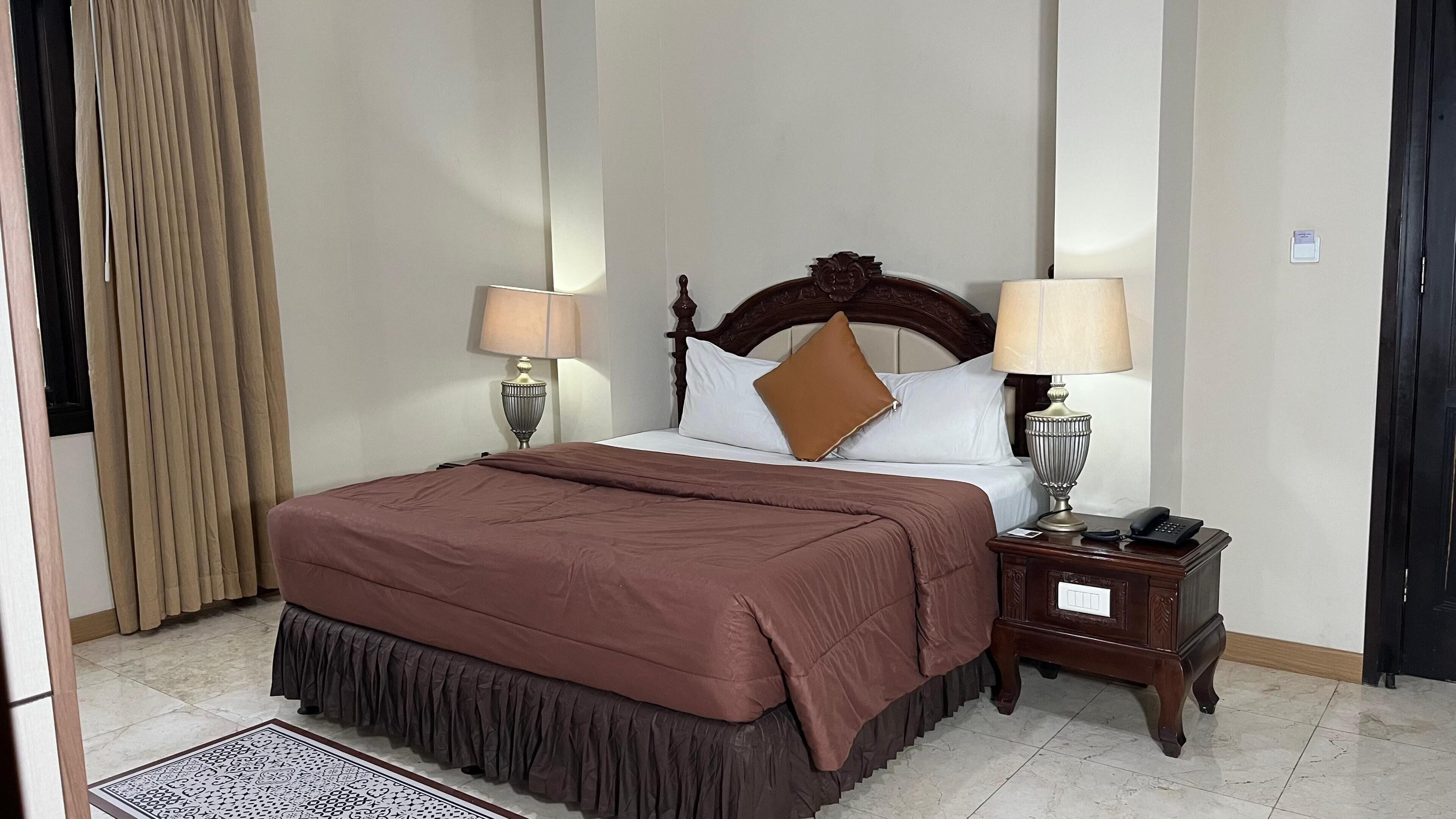 Phòng Tiêu chuẩn | Minibar, két bảo mật tại phòng, bàn 