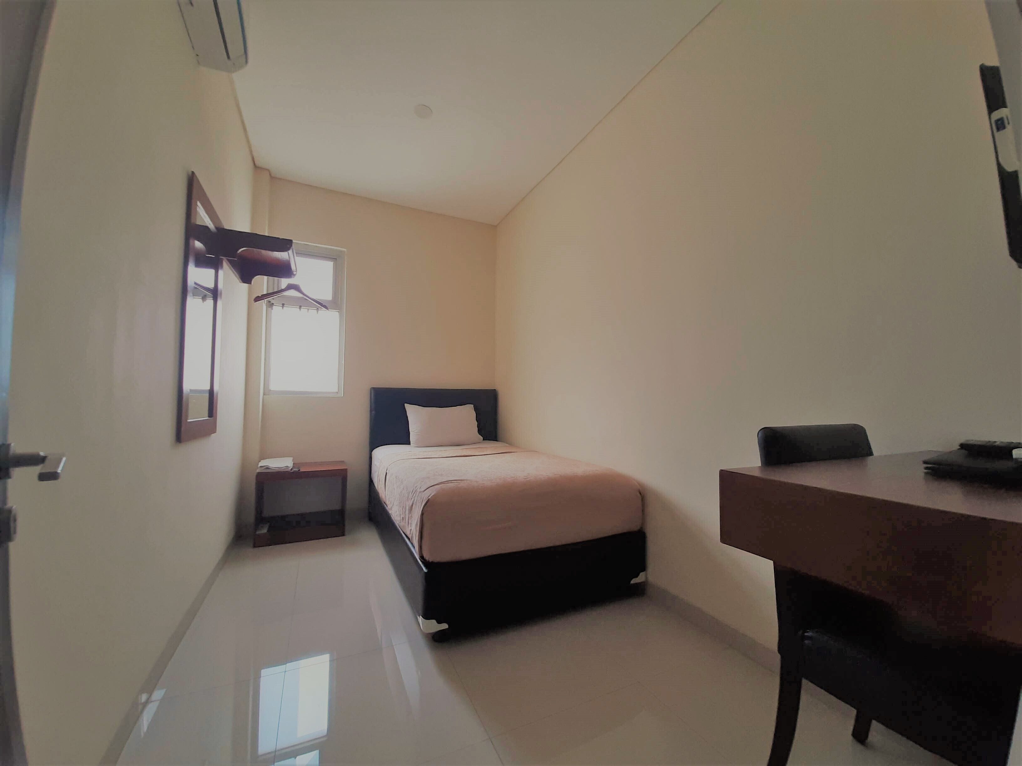 Phòng đơn Economy | Minibar, két bảo mật tại phòng, bàn 