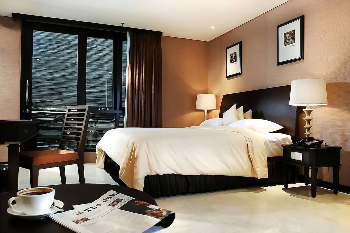 Chambre Deluxe | Minibar, coffre-fort, bureau, lit dâappoint (supplĂ©ment)