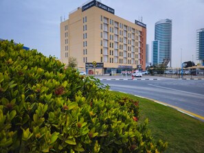 Exterior - JOIN INN HOTEL Jebel Ali, Dubai ( formerly easyhotel ) (Dubai)