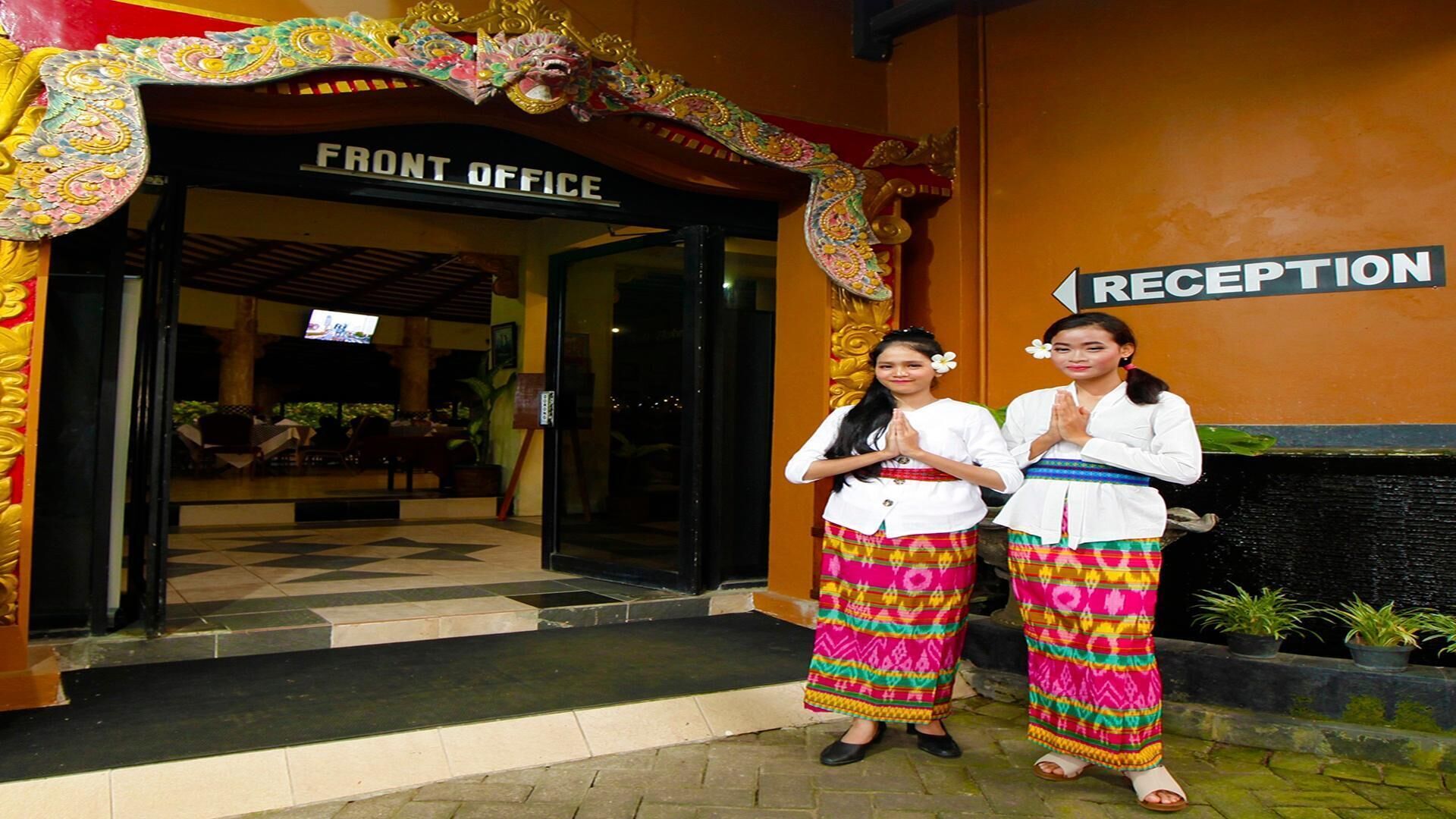 تفاصيل الفندق من الخارج