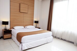 Superior Double Room | In-room safe, rollaway beds, free WiFi - Hotel Royal Bogor (Bogor)