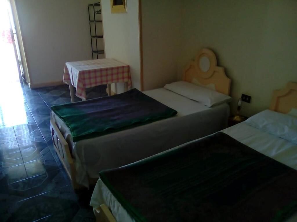 Photo - Pharaohs Hotel