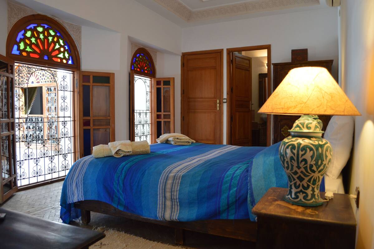 Traditional Double Room (Roumana ) | In-room safe, desk, soundproofing, iron/ironing board