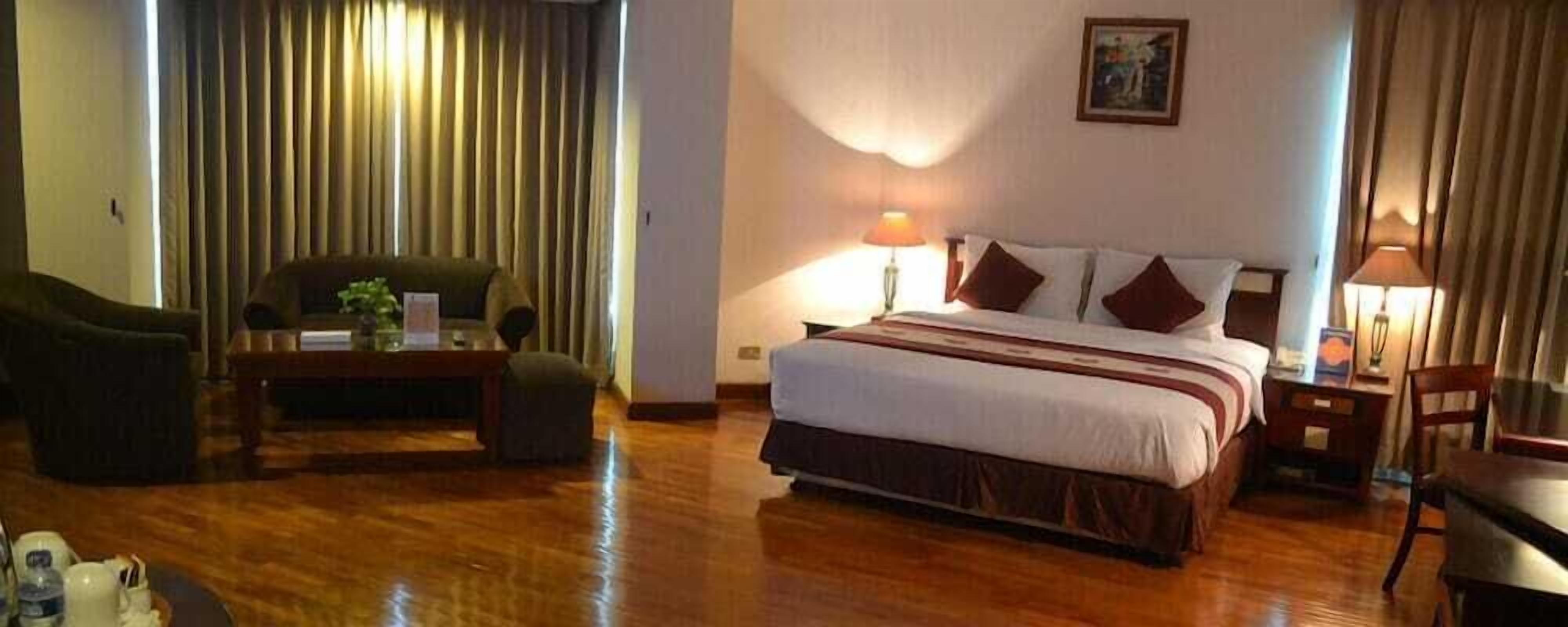 In-room safe, free WiFi