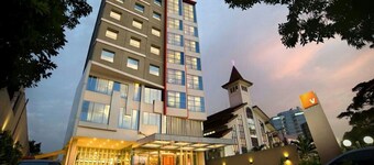 V Hotel Tebet, Jakarta