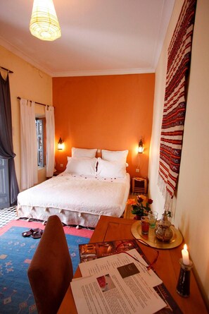 In-room safe, desk, free cots/infant beds, rollaway beds - Dar Touyir (Marrakech)