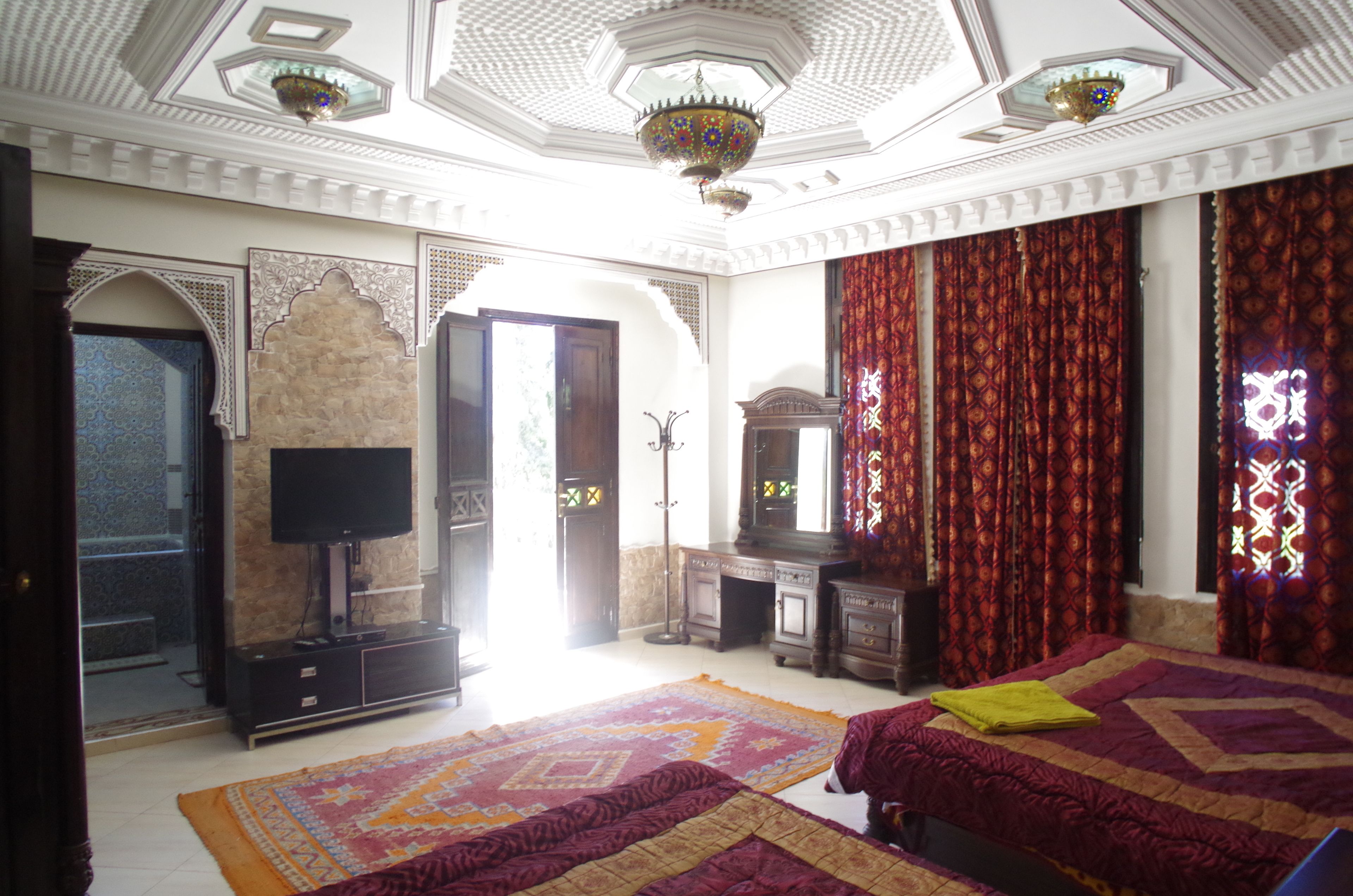 Individually decorated, individually furnished, desk, laptop workspace