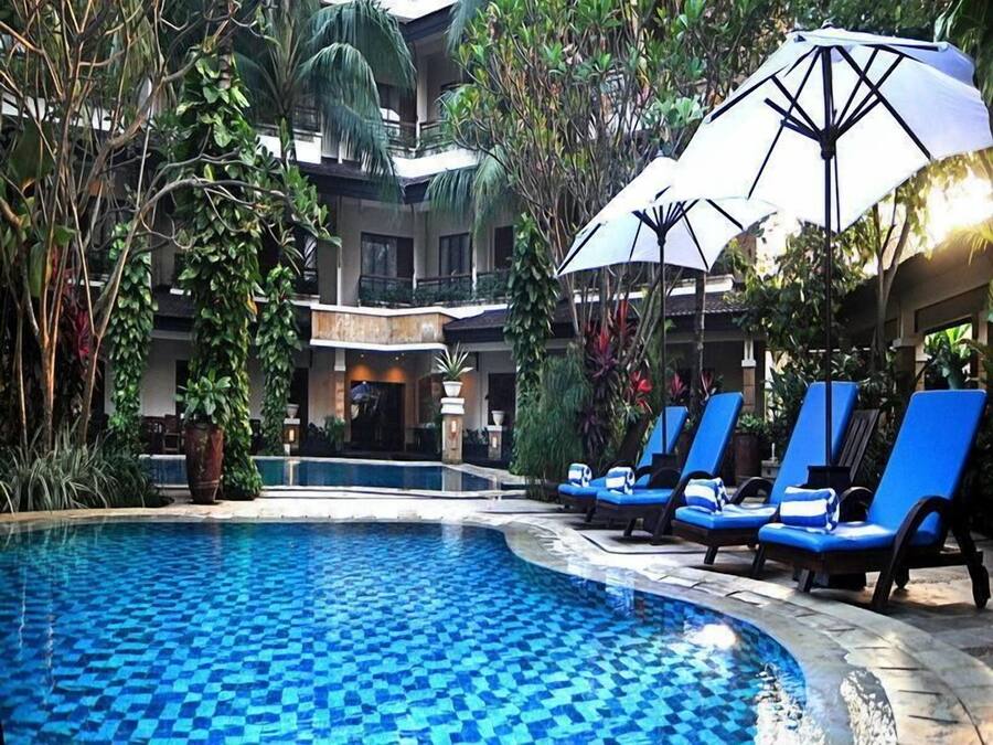 Hồ bơi