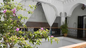 Chi tiết ngoại thất