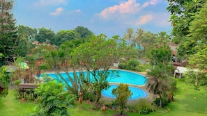 Pool - Taman Sari Hotel Dan Resort (Sukabumi)