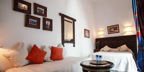 Room (Marrakech) | Blackout drapes, free WiFi, bed sheets - Riad Dar Meryem (Marrakech)