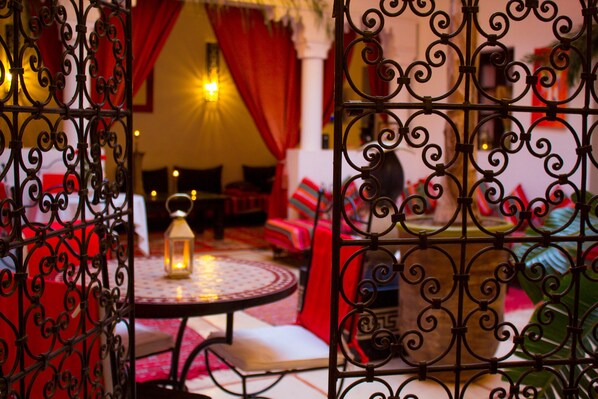 Chambre Double, salle de bains privée (Jad) | Terrasse/Patio