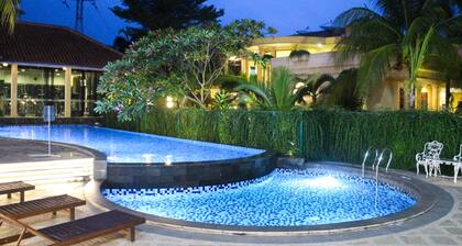 Narita Hotel Tangerang