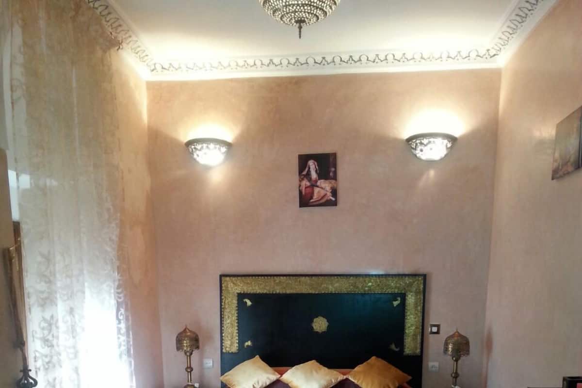 Suite (Farah)