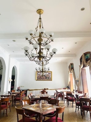 Dining - Kresna (Wonosobo)