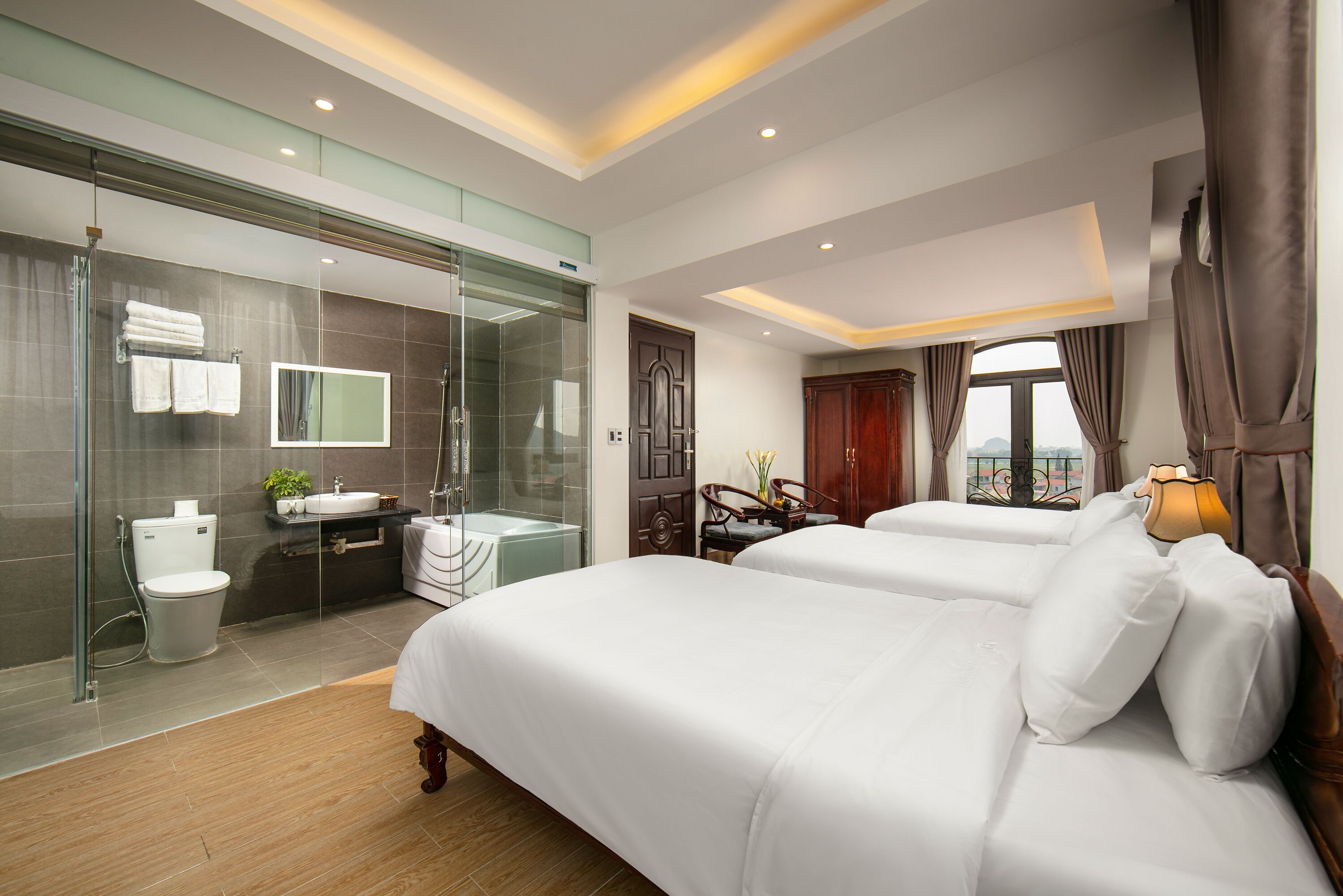 in-room safe, desk, laptop workspace, soundproofing