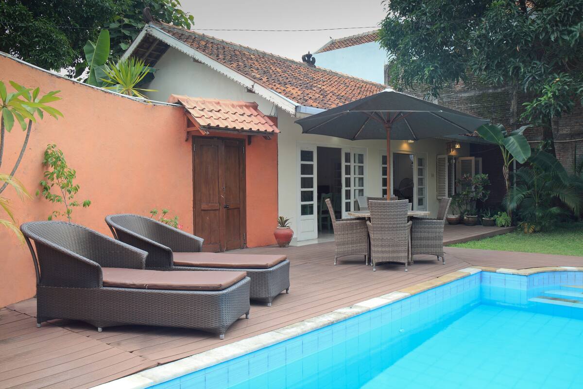 Silver Villa (Pearl) | Terrace/patio