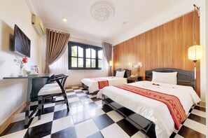 Hypo-allergenic bedding, minibar, in-room safe, desk - Hai Yen Hotel (Da Nang)