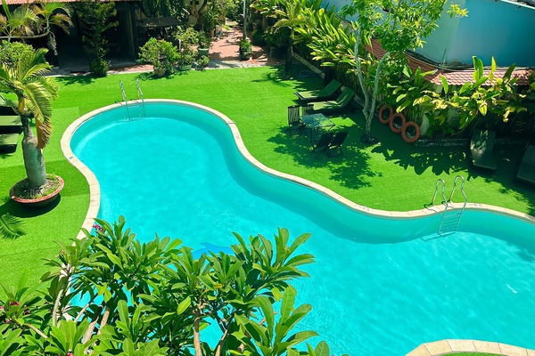 Outdoor pool, open 6:30 AM to 9:30 PM, sun loungers