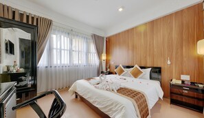 Deluxe Double or Twin Room | Hypo-allergenic bedding, minibar, in-room safe, desk - Hai Yen Hotel (Da Nang)