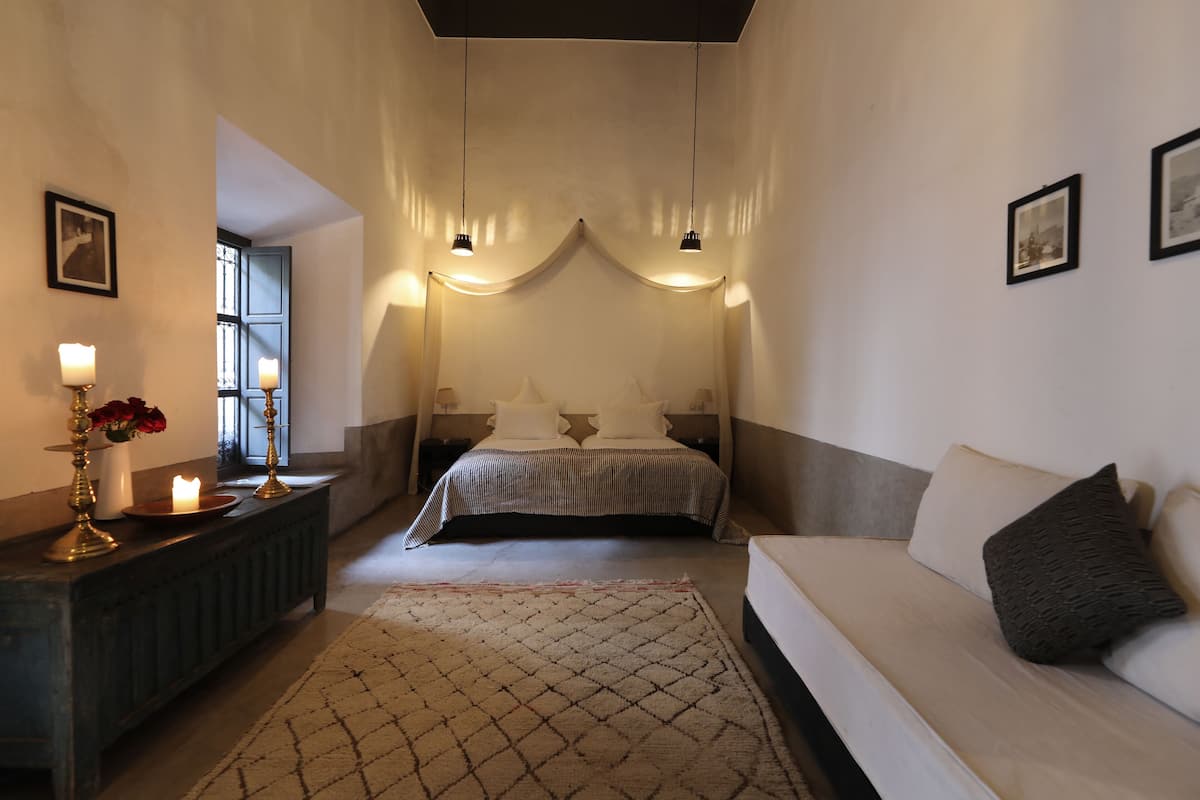 Superior Suite (Grand Patio) | In-room safe, individually decorated, individually furnished, desk