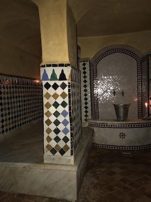 Turkish bath/hammam