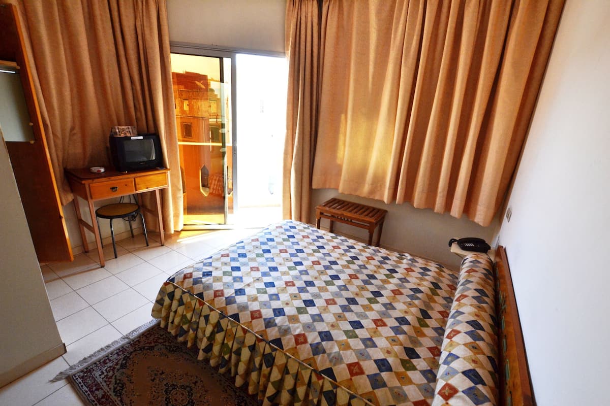Camera con letto matrimoniale o 2 letti singoli | Servizio della camera