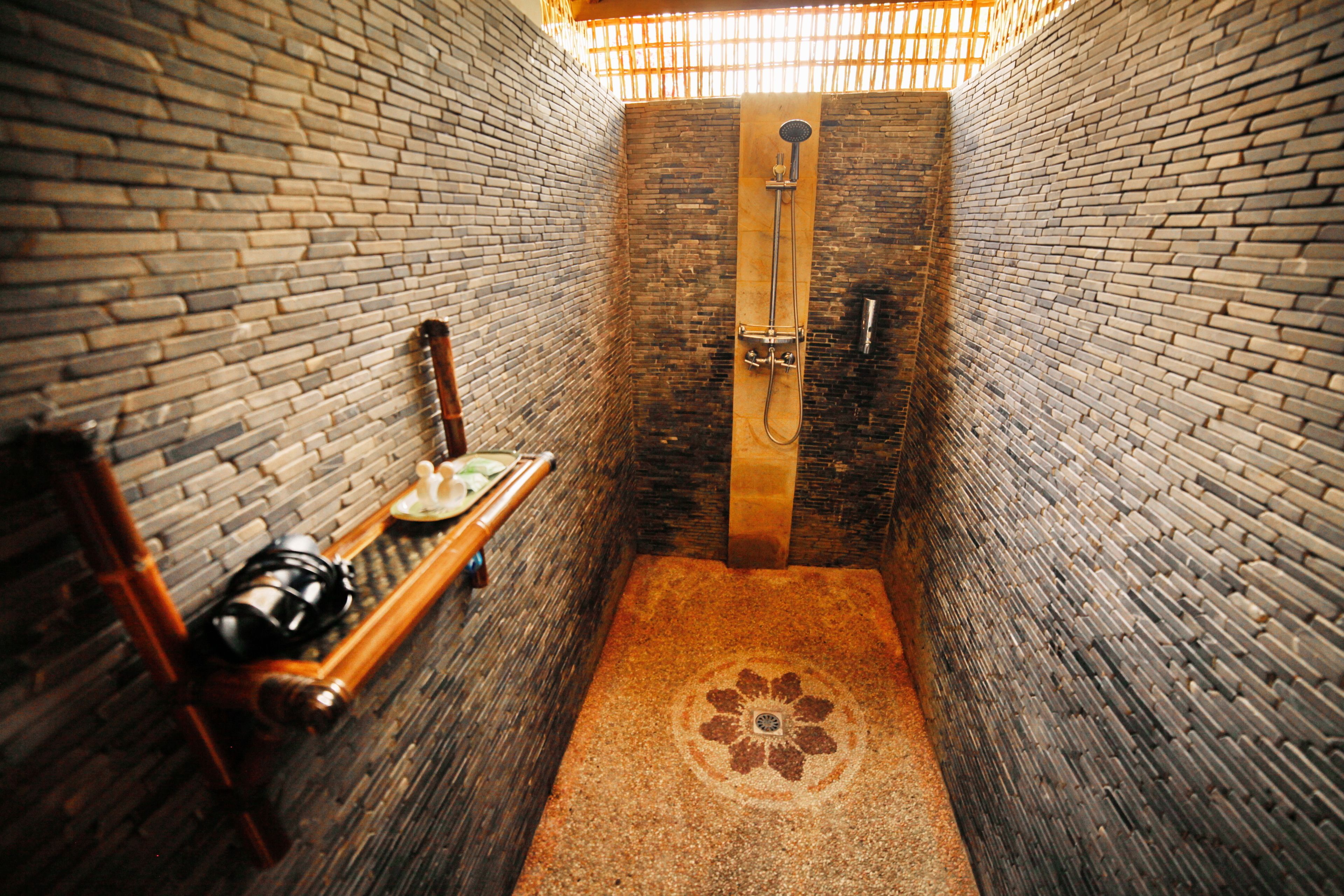 romantic bungalow, garden view | bathroom shower