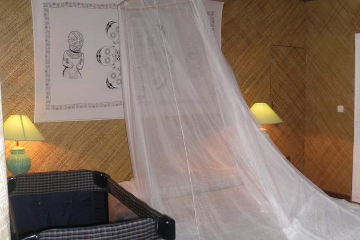 standard bungalow, 1 double bed, garden view | in-room safe, individually decorated, blackout curtains