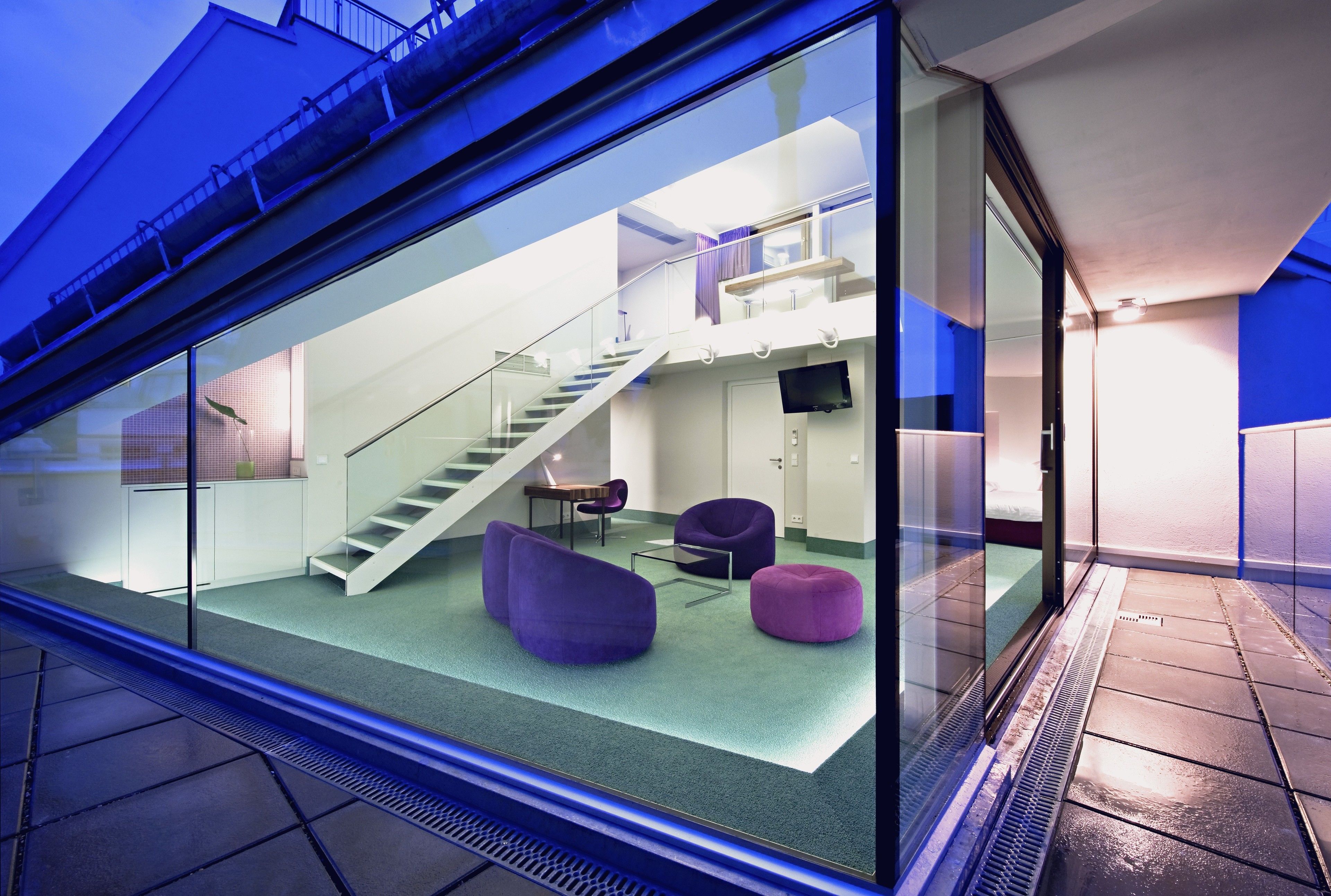 studio suite, city view (penthouse) | minibar, in-room safe, individually decorated, individually furnished