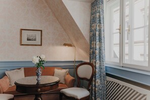 Minibar, in-room safe, free WiFi, individually decorated - König von Ungarn (Vienna)