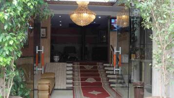 Overnatningsstedets indgangsparti