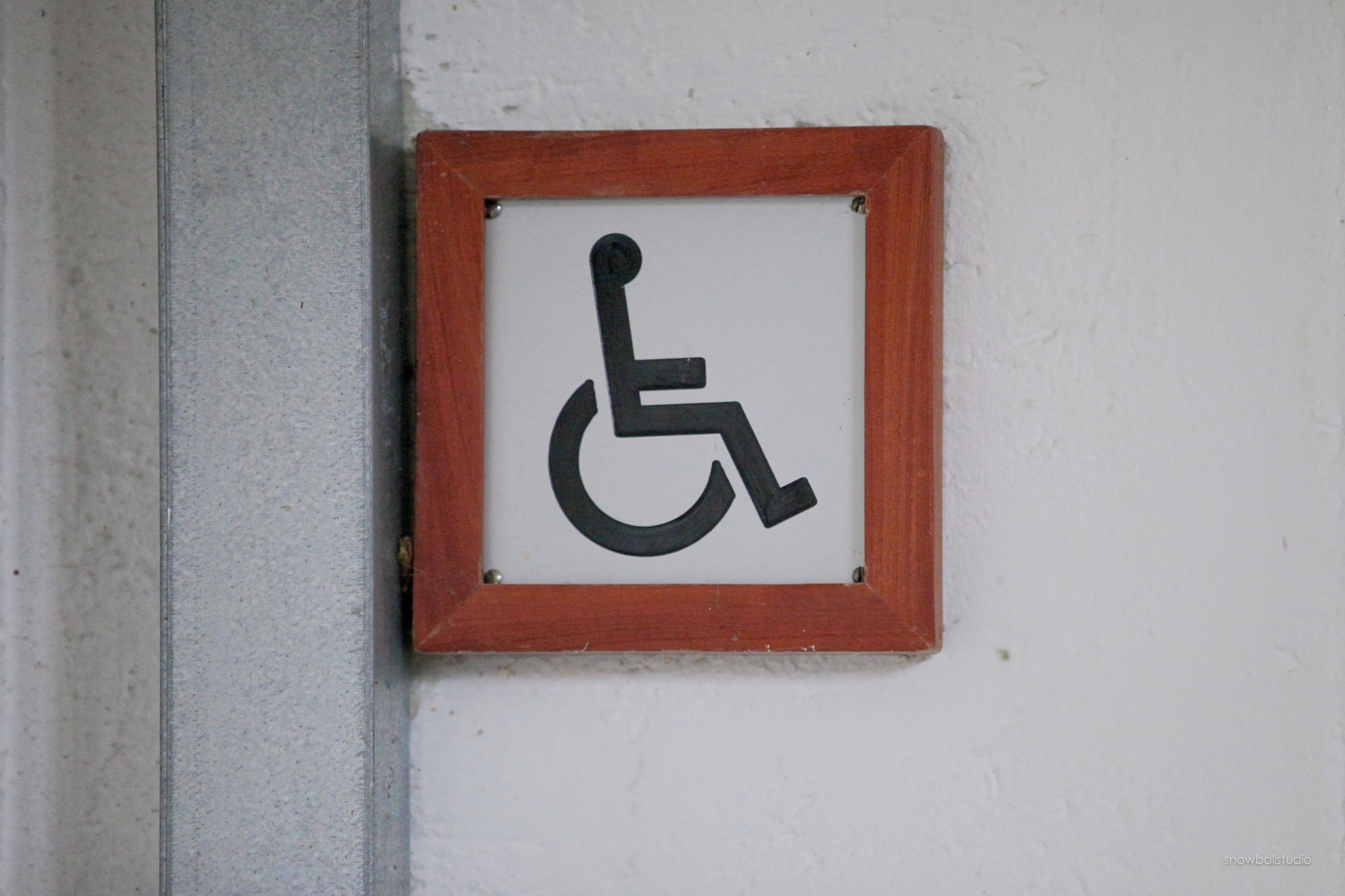 luxury double room | minibar, in-room safe, desk, laptop workspace