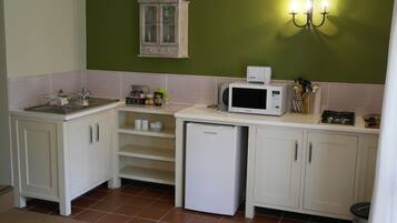 Wilde Als Suite - Apartment for 2 | Cuisine privée | Réfrigérateur, micro-ondes, plaque de cuisson, cafetiÚre/bouilloire